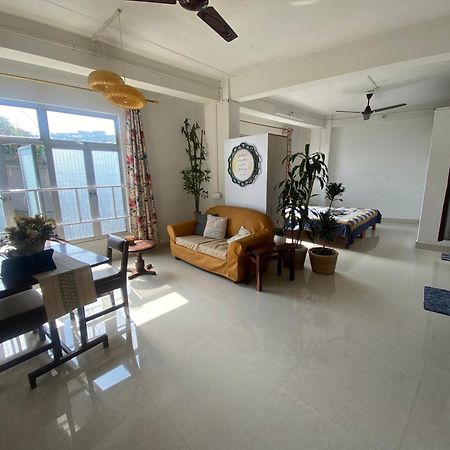 Aizawl Homestay Екстер'єр фото