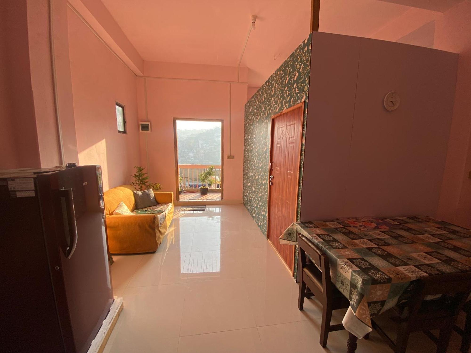 Aizawl Homestay Екстер'єр фото